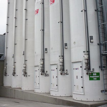 Las válvulas de manguito de AKO regulan el llenado de los sistemas de silos